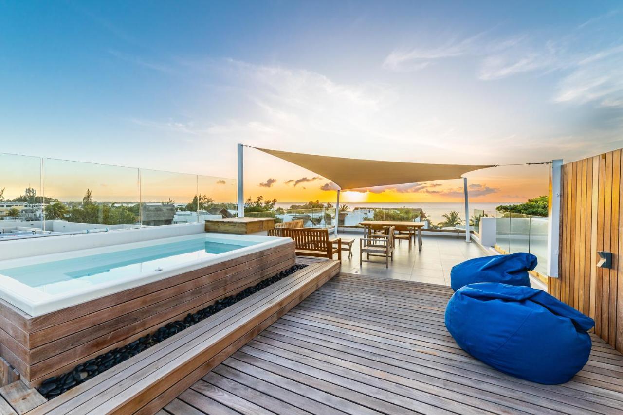 Penthouse 13 - One Bay Residence With Private Rooftop Terrace And Dip In Pool Pereybere Beach Zewnętrze zdjęcie