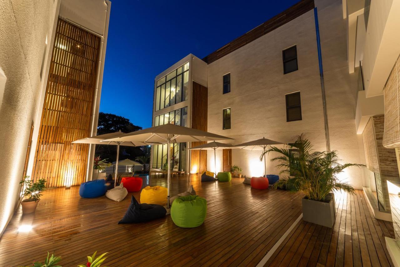 Penthouse 13 - One Bay Residence With Private Rooftop Terrace And Dip In Pool Pereybere Beach Zewnętrze zdjęcie