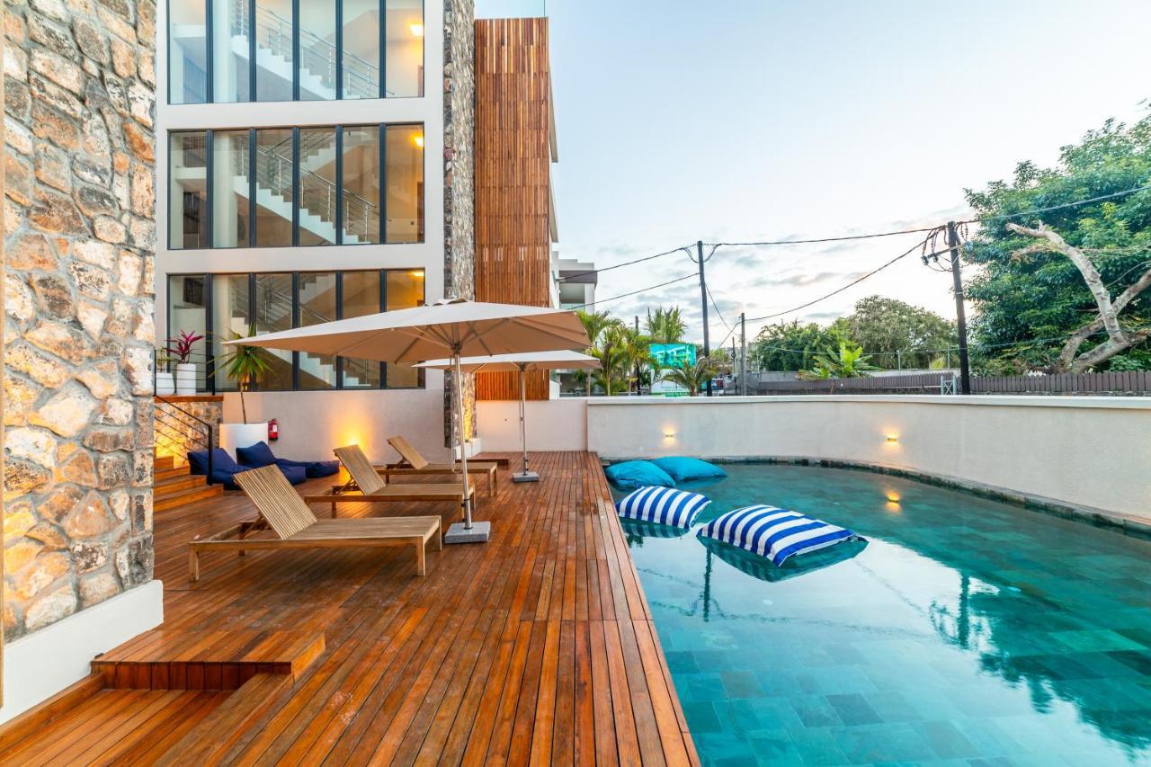 Penthouse 13 - One Bay Residence With Private Rooftop Terrace And Dip In Pool Pereybere Beach Zewnętrze zdjęcie
